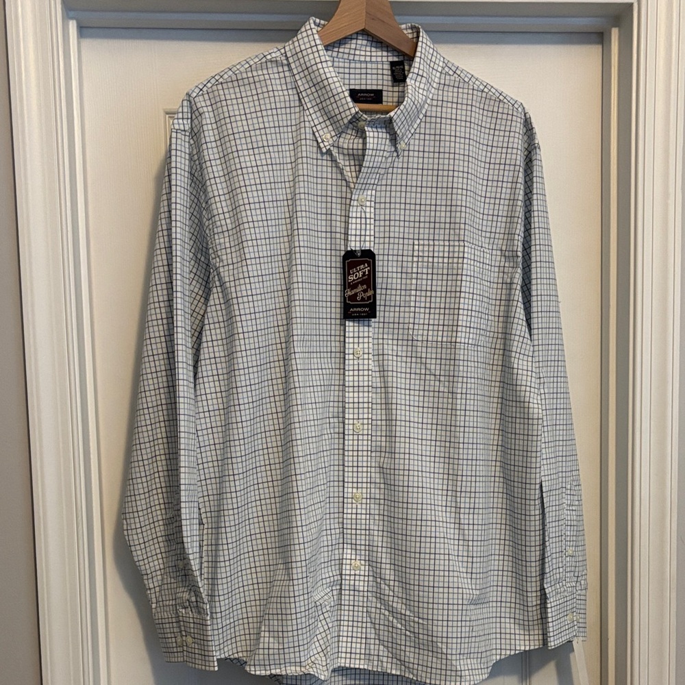 Arrow Men's Blue and White Plaid Shirt